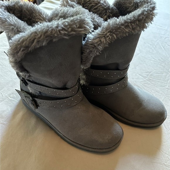 Pacifica suede gray faux fur boots women size 8M - Picture 3 of 6